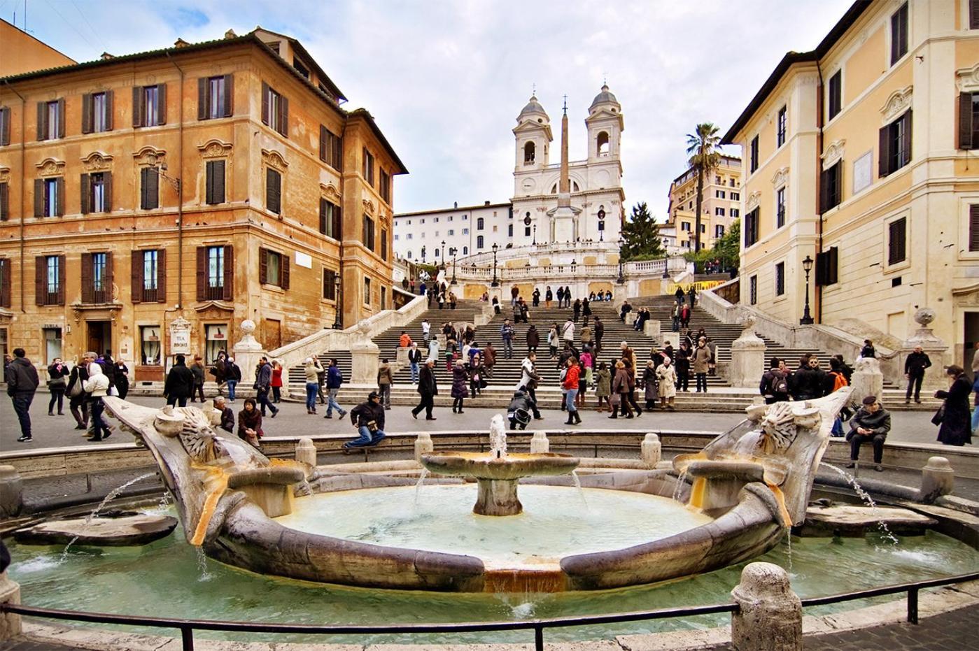La Galleria - Piazza Di Spagna * Rome